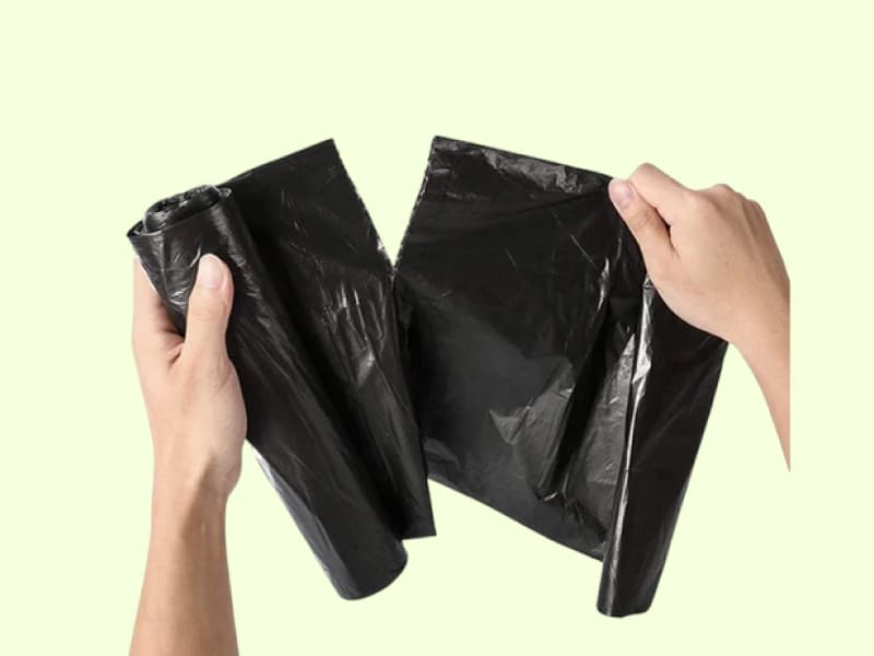 Disposable Garbage Bag Rolls Black - 19"x21" | 29"x39" 3