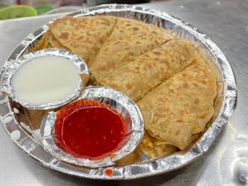 Disposable Silver Plain Paper Plates - 12 Inch | Paratha Plates 2